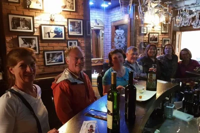 Dubrovnik altstadt entdecken: kleine food-tour mit lokalen spezialitäten, weinproben und spannenden geschichten. alle verkostungen inklusive.