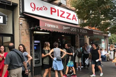 Découvrez new york en suv privé avec un guide local, explorez les sites emblématiques et les quartiers méconnus, avec prise en charge à l’hôtel—un tour sur mesure selon vos envies.