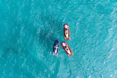 Feel the rush of a jet ski tour through san juan bay, glide past el morro and san cristóbal, see bacardi’s turbines up close, and enjoy easy parking and water included.