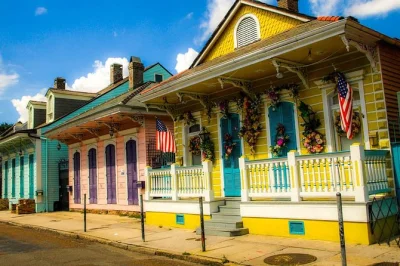 New orleans entdecken: kleine van-tour durch french quarter, garden district und historische friedhöfe mit hoteltransfer inklusive.