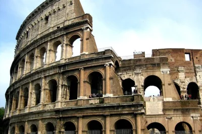 Step into ancient rome by private car with a local guide—see the colosseum, catacombs, spanish steps & trevi fountain. includes hotel pickup & custom stops.