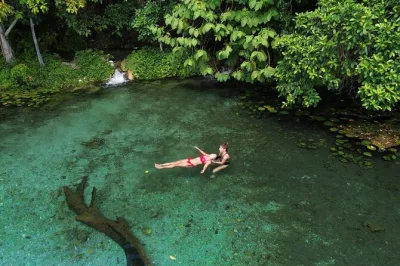 Vivi la leggerezza a città del messico con una sessione di massaggio acquatico janzu. include tappi per naso e orecchie, tutto l’equipaggiamento e guida esperta in terapia dell’acqua.