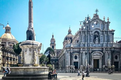 Start at catania’s piazza duomo with a licensed guide, wander the lively fish market, and stroll via crociferi’s baroque facades. wheelchair accessible and multilingual.
