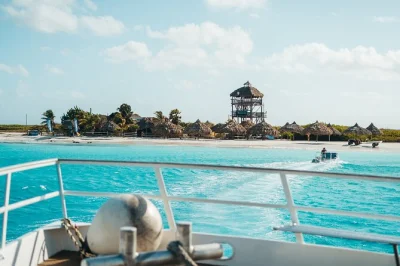 Feel the breeze on a klein curaçao day trip—private beach house, buffet lunch, snorkeling gear, and local guides. includes breakfast, drinks & shaded rest area.