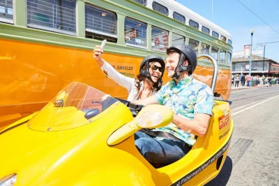 San francisco erleben mit dem sprechenden gocar: von der golden gate bridge bis zur lombard street, flexible stopps und einfache abholung inklusive.