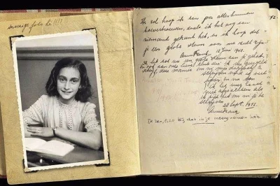 Scopri il quartiere ebraico di amsterdam, ascolta storie della seconda guerra mondiale, ammira la casa di anne frank dall’esterno e gusta una torta di mele con caffè. guida privata inclusa.