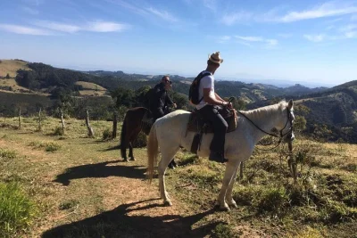Feel the mountain air on a private horseback ride near paraty & cunha, with a picnic of fresh local flavors at the belvedere. includes hotel pickup and guide.