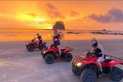Vivi l’emozione di un giro in atv da dreams las mareas, tra spiagge selvagge, paesini e sentieri tropicali della costa rica. include soste per rinfrescarsi e assaggi locali.