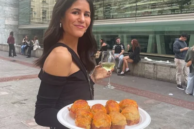 Follow a local through bilbao’s lively bars, taste top pintxos and basque wines, and learn food traditions on this small-group evening tour with all bites included.