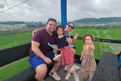 Hear palace drums, stroll insadong’s alleys, glimpse the dmz—private seoul tour with flexible itinerary, local guide, and hotel pickup included.