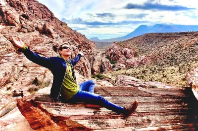 Feel the wild nevada air on a red rock canyon day trip from las vegas. explore blue diamond’s old west charm, nature walks, and local stories. includes hotel pickup.