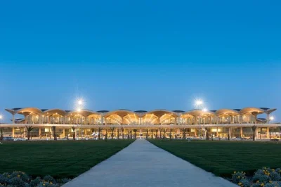 Réservez un transfert privé depuis ou vers l’aéroport qaia. chauffeurs anglophones, voitures récentes et service 24h/24 pour une arrivée ou un départ en jordanie tout en douceur.