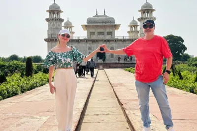 Erlebe delhis bunte basare, den sonnenaufgang am taj mahal und die paläste von jaipur auf einer 3-tägigen golden triangle tour. inklusive hotels, guides & abholung.
