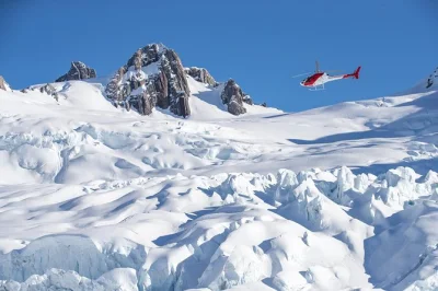 Feel the rush as you soar above fox glacier and mount cook, land on fresh snow, snap photos, and breathe crisp alpine air. includes snow landing and pilot guide.