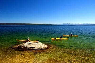 Partez à l’aventure sur le lac yellowstone en kayak, guidé par des experts locaux. Équipement complet, déjeuner pique-nique et petit groupe garantis.