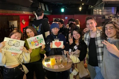 Vivez l’ambiance nocturne de shibuya lors d’une soirée internationale solo conviviale avec boissons à volonté, locaux anglophones et rencontres faciles.