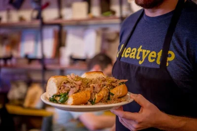 Step into south philly’s italian market with a chef guide, sample nonna-style pizza, roast pork, cannoli & artisan cheeses. includes tastings & lunch.