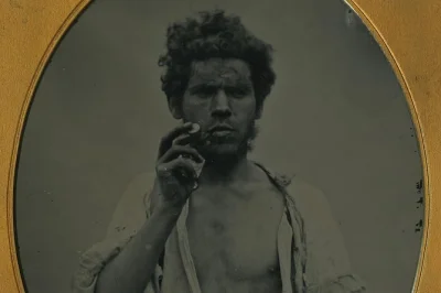 Visita el museo de la gran hambruna en dublín con recorrido autoguiado, documental, artefactos y guías de traducción. accesible para silla de ruedas.