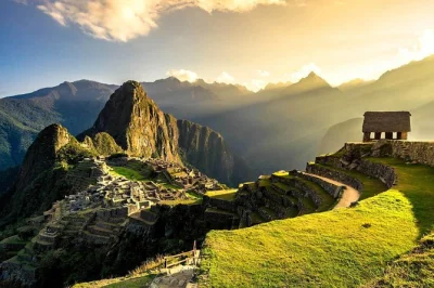 Explora cusco, valle sagrado, machu picchu, montaña de colores y más en este tour privado de 8 días. incluye guías, hoteles, entradas y experiencias locales.