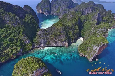 Start early from krabi for a semi-private phi phi islands day trip with maya bay access, snorkeling, and thai lunch—includes hotel pickup and local guide.