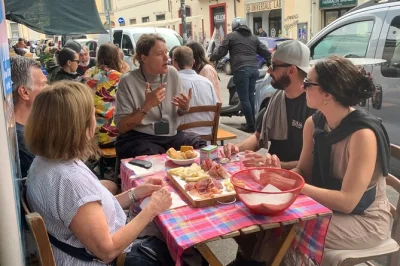 Wake up your senses in florence with a street food tour at sant'ambrogio market, local bites, wine, and stories—includes 7+ tastings and a real florentine guide.