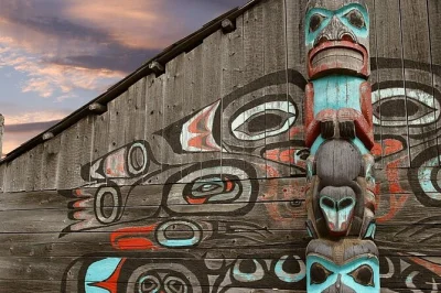 Descubre fairbanks con guía local: visita el oleoducto trans-alaska, museo del norte y conoce renos reales en north pole. incluye recogida en hotel.