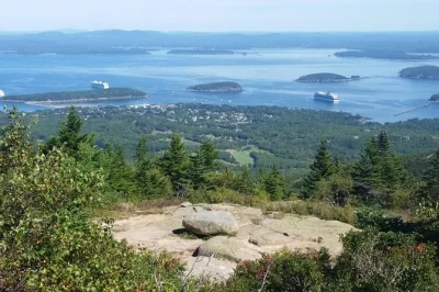 Feel the sea air in bar harbor, ride a comfy coach through acadia, and stop at cadillac mountain, thunder hole & jordan pond. includes all fees and bottled water.