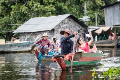 Glide through kompong phluk’s floating village, visit a lively local market, and explore tonle sap lake by boat—includes hotel pickup and english-speaking guide.