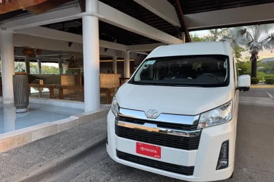 Guanacaste ti aspetta con un transfer privato dall’aeroporto di liberia: bevande fresche, autisti locali simpatici e pickup flessibile anche in caso di ritardo del volo. prenotazione facile.