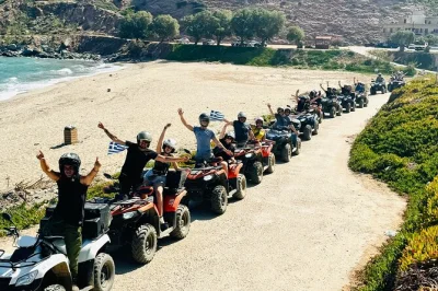 Vivi l’emozione di un safari in quad a creta, attraversa villaggi di montagna, assaggia succo d’arancia fresco e respira l’aria di mare—con guida locale e attrezzatura di sicurezza inclusa.