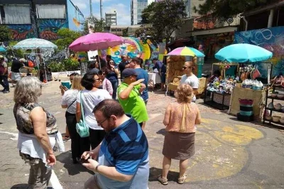 Descubre são paulo en un tour de 7 horas: pasea por el parque ibirapuera, prueba sabores en el mercado municipal y disfruta del arte urbano en beco do batman. incluye recogida grupal.
