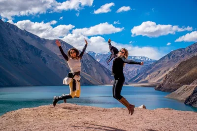 Feel the andes up close on a cajon del maipo day trip with el yeso reservoir views, artisan chocolate, and a relaxing spa lunch. includes pickup and guide.