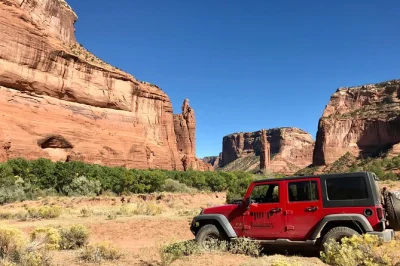 Step into canyon de chelly with a navajo guide, explore ancient dwellings and rock art, meet local families, and enjoy a private tour with flexible stops.