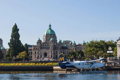 Feel the thrill of a victoria seaplane tour, soaring above the inner harbour, coastline, and olympic mountains. includes 30-min experience with easy check-in.