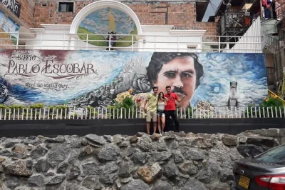 Trace medellin’s history on a pablo escobar tour—visit his grave, rooftop, family museum in comuna 13, and inflection park. includes private transport & guide.