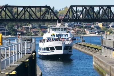 Float through seattle’s ballard locks, see lake union’s houseboats, and catch skyline views with a live guide. includes one-way cruise, seating, and restrooms.