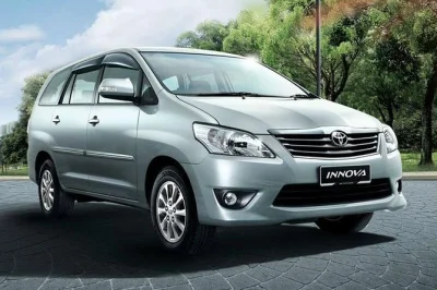 Reserve traslados aeroportuários no vietnã com serviço privado porta a porta em hanoi, ho chi minh, danang, nha trang e mais. serviço rápido, fácil e confiável.