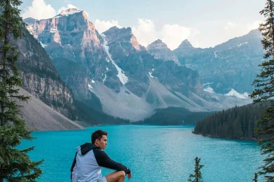 Skip the crowds—see moraine lake, lake louise & banff’s secret spots with guaranteed lakeshore access, a local guide, and flexible stops based on wildlife sightings.