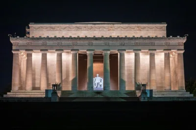 Feel the glow of washington dc’s monuments after dark on a small group night tour. walk the national mall, hear stories from your guide, and enjoy bonus audio at each stop.