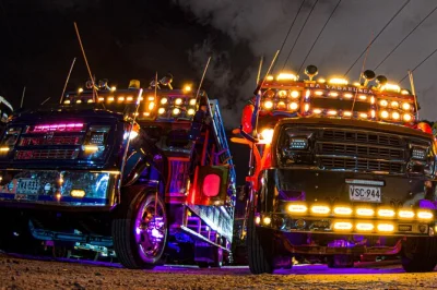 Hop on a rumbero bus in medellín for street food tastings, dj beats, provenza nightlife views & local bites. includes transport, guide & snacks.