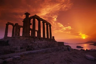 Erlebe die meeresbrise am cape sounion, genieße den sonnenuntergang am poseidon-tempel und ein griechisches abendessen direkt am meer – private tour mit abholung in athen.