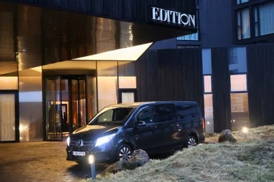 Evite o estresse do aeroporto — viaje de keflavik a reykjavik em carro particular com motorista local, confirmação imediata e remarcação grátis se seu voo mudar.