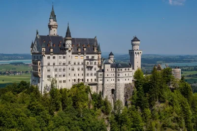 Wake up to bavaria’s castles on a day trip from munich—wander linderhof, glimpse oberammergau, and climb to neuschwanstein with skip-the-line entry included.