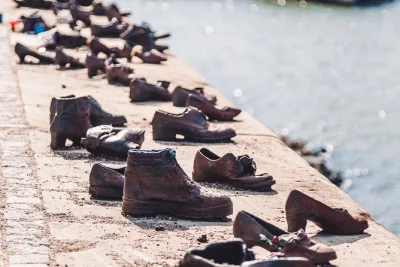 Feel budapest’s layered history on a small-group walking tour—see parliament, jewish quarter, liberty square, and the danube’s moving memorial. includes local guide.