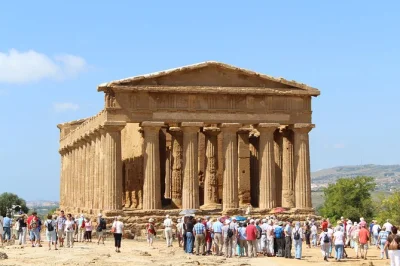 Feel ancient sicily under your feet with a day trip from palermo to agrigento’s valley of the temples and villa romana del casale, with guide and air-conditioned ride.