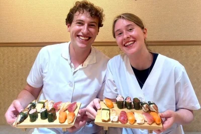 Vivi l’esperienza di un corso pratico di sushi a namba, vicino a dotonbori, guidato da esperti locali. include degustazione di sake, pasto e possibilità di prenotare lo stesso giorno.
