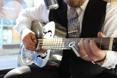 Feel memphis come alive on a music-filled bus tour led by beale street musicians, with live performances, stops at sun studio, and local stories. includes entry options.