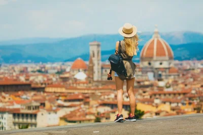 Wake up in rome, wander pisa’s leaning tower, cross florence’s ponte vecchio, and hear renaissance stories—includes bus transfer, guide, and audio tour options.