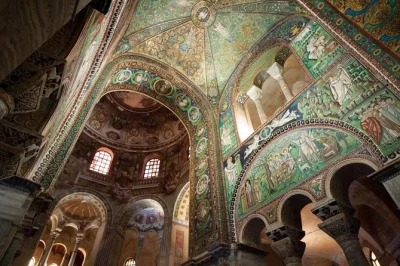 Explore os mosaicos de ravenna, patrimônio da unesco, em um tour guiado a pé—visite san vitale, galla placidia e muito mais, com ingressos sem fila inclusos.
