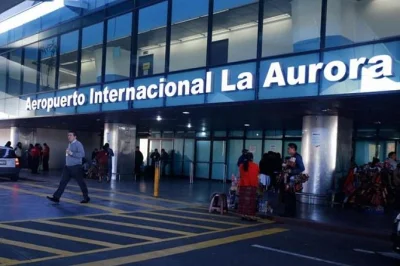 Step off your flight in guatemala city & meet your driver at café baretto for a private ride to antigua. includes flexible pickup, flight tracking & local tips.